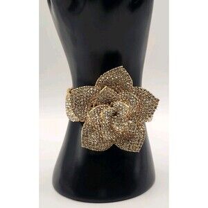 Floral Gold Tone Rhinestone Bracelet